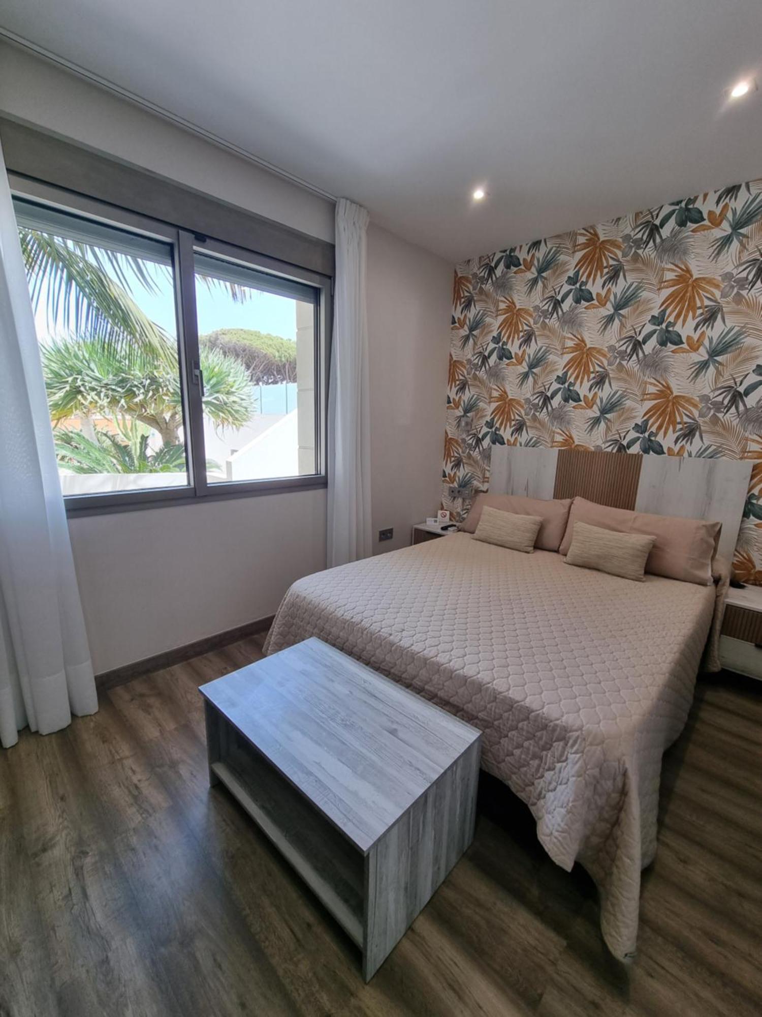 Hotel Boutique Aroma De Mar Chiclana de la Frontera Bagian luar foto